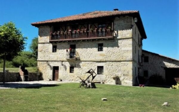 Encanto Rústico: Las Mejores Casas Rurales en La Toba para una Escapada Inolvidable
