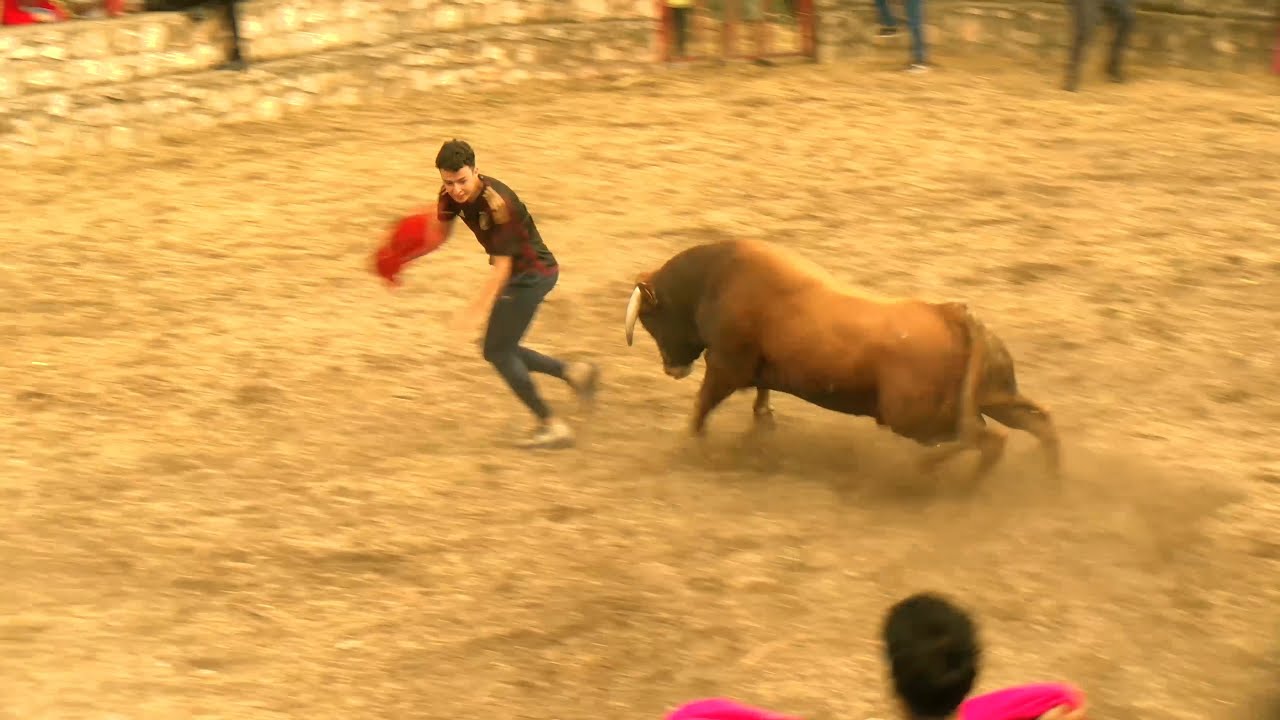 Fiestas de Caspueñas: Tradiciones y Celebraciones del Encanto Rural