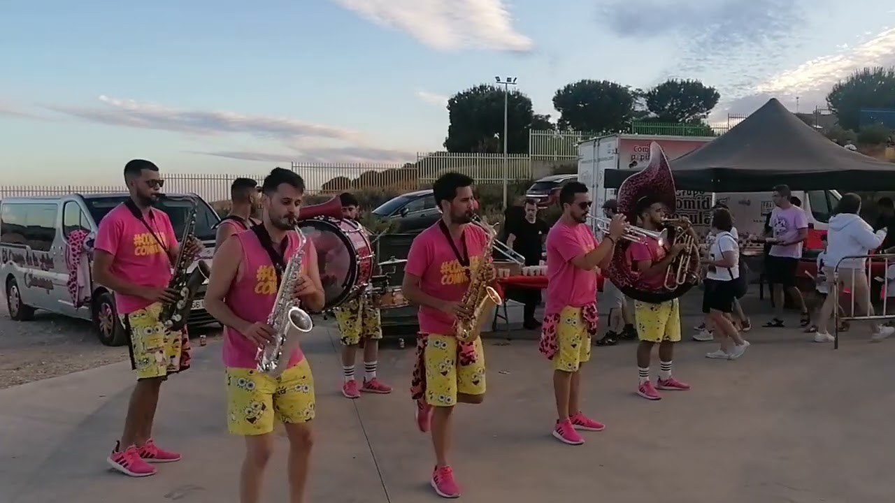 Fiestas Villanueva de la Torre: Calendario y Tradiciones Imprescindibles